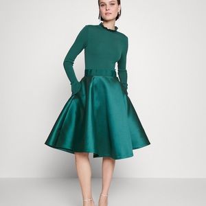 Ted Baker Zadi
Knitted Frill Full Skirt Dress